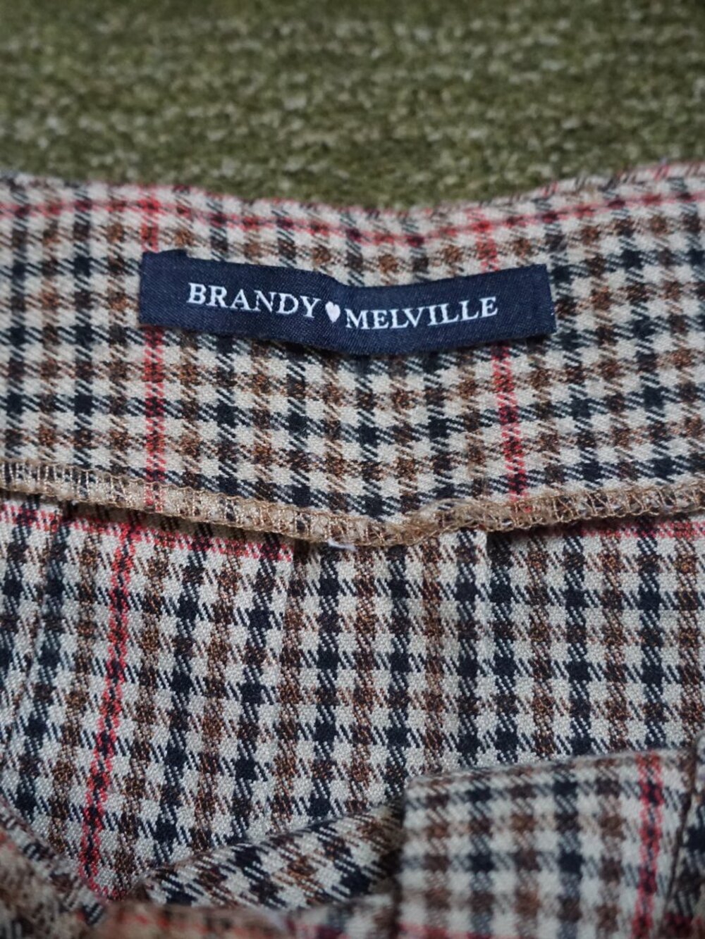Brandy Melville plaid mini ruffle skirt - Picture 5 of 6